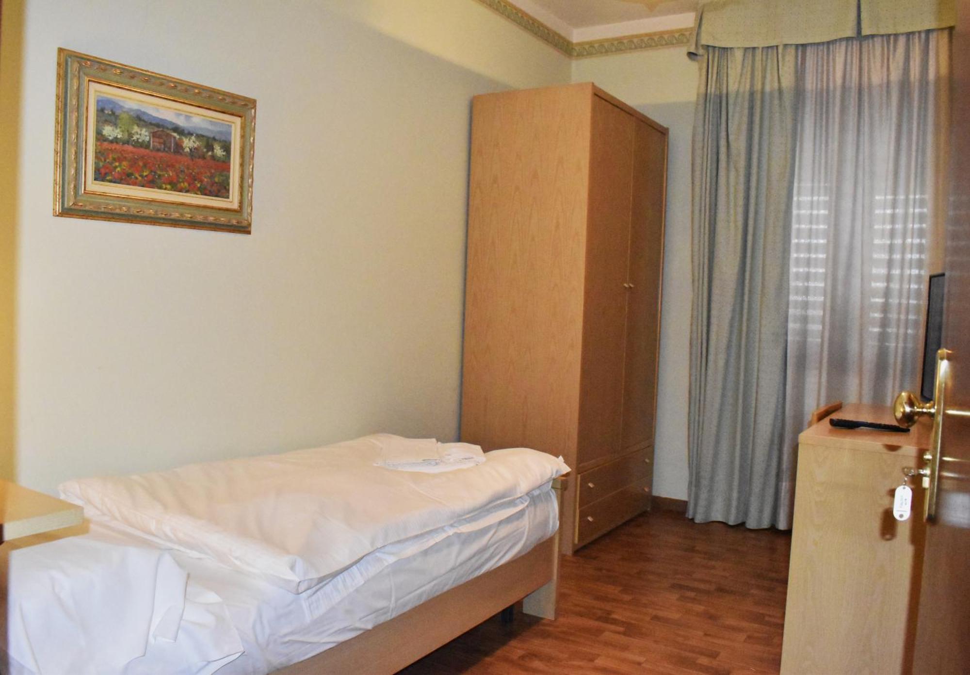 Villa Nuova Romeno 外观 照片